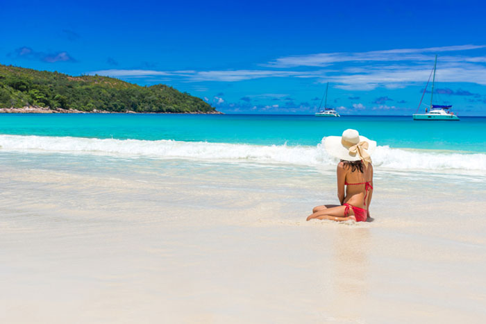 Ankernde Multihulls in der Karibik