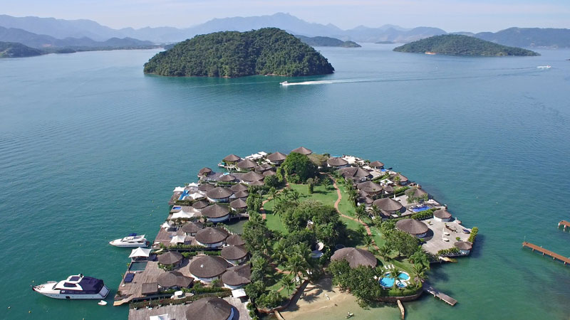 Capivari Island mit eigenem Yachtliegeplätzen bei Paraty