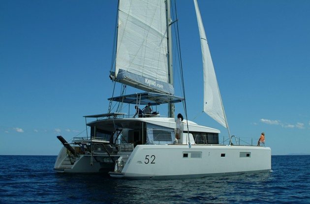  Kavas brandnew Lagoon 52 tune-up for Charter - A look behind the Scenes